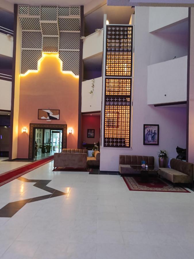 Farah Safi Hotel Buitenkant foto